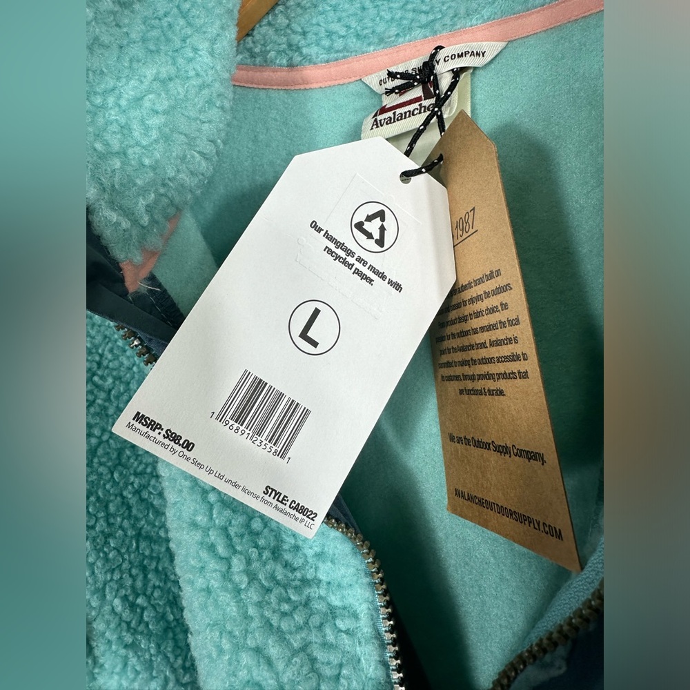 NWT Avalanche Zip Up Sherpa Jacket size L - Picture 4 of 10